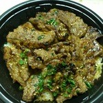 北海道マルハ酒場 - カルビ丼（大盛）のテイクアウト\750