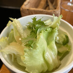 カジュアルふれんちれすとらん・おおの - レタスのサラダ