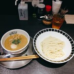 アンタイヌードルズ - 