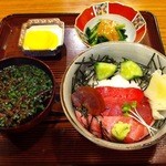 こみや寿司 - まぐろ山かけ丼