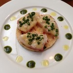 ビストロ コティディアン - ヒラマサのカルパッチョ　クスクスのサラダ