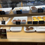 Jimo豆腐Soia+ - 内観　ドーナツ