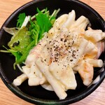 居酒屋二十六屋 - マカロニ玉子サラダ
