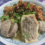 Warung Berkah Jaya - Mie Ayam Bakso（肉団子入り鶏肉餡かけラーメン）