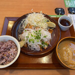 Shunsai Uchigohan Nanaya - 一枚揚げ 鶏の葱まみれ定食♪