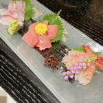 燈里屋 - お造り盛り込み三点　南蛮エビのプリ感がすごい