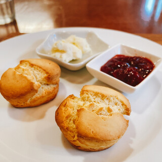 マホズテーブル_1