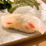 不動前 すし 岩澤 - 真鯛の握り