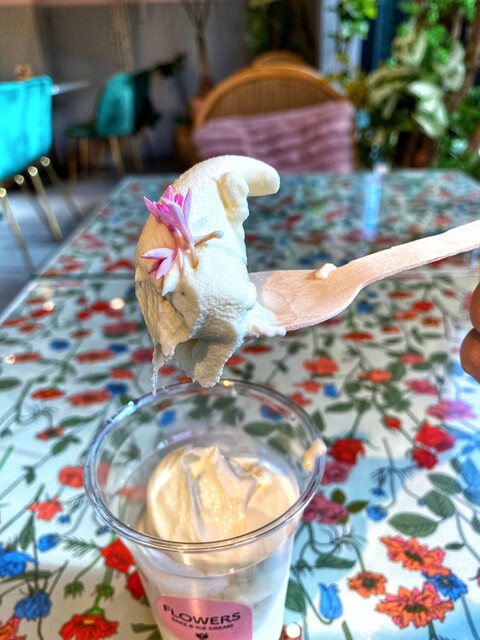 フラワーズ ベイク&アイスクリーム （FLOWERS BAKE&ICE CREAM）のご