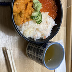 海鮮丼屋 小熊商店 - 