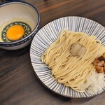錦糸町中華そば さん式 - そのまま食べられる替え玉 生卵付き