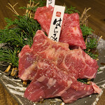 Hishimekiya Kobe Ekimae Ten