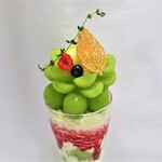 ホソカワ - シャインマスカットパフェ