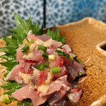 全席個室居酒屋 国産和牛肉寿司と海鮮 とろけ酒場 - 〜あじタタキ〜　580円