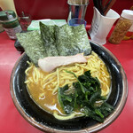 家系ラーメン 王道家 本店 - 