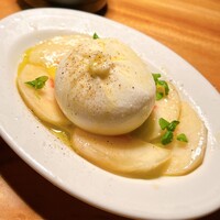 カルネジーオ イースト - 