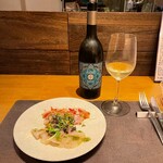 オステリア オルト - クエとアイナメのカルパチョ,イタリア白ワイン