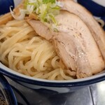 Ra-Men Asahi Dou - 麺の拡大