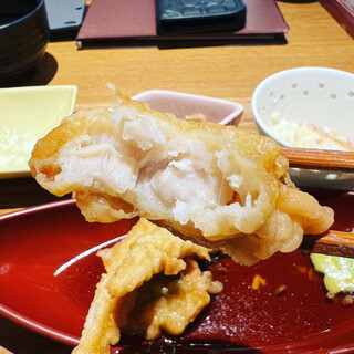 梅田 阪急三番街 リバーカフェ - 白身魚の柚子揚げ出しは身はふわふわ❣️