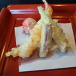 一舞庵 - 大海老と夏野菜の天婦羅盛り合わせ