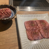焼肉一七三 向山 - 