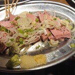 もつ焼き おとんば - 濃厚低温れば刺し