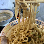 らー麺　Do・Ni・Bo - 平打ちちぢれ太麺をリフトUP⤴️