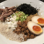 麺屋 愛心 - 汁なしジョニーどろたま入り　1000円