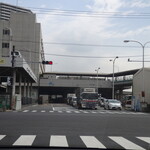 Takeya Shiyokudou - お店は青果棟入り口から突き当りを左、道なりです