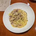 luca - 生クリームを使用していないカルボナーラ　濃厚で美味しいです