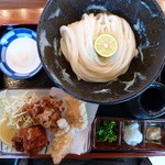 千舟屋 - ぶっかけうどん（Wチキントッピング）