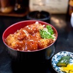 鳥治キッチン - キッチン　鳥治（とりはる）チキンカツ丼