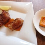 Toriko - タンドリーチキンとスペアリブBBQ風、カポナータに変わって出てたかぼちゃのローズマリー風味オーブン焼き