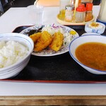 食堂よしだや - 料理写真: