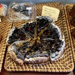 メゾン ムラタ - 宍粟市の岡本さん家の有機ブルーベリーのパイ