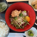 Oosaka Kokusai Kouryuu Senta Kafe&Resutoran - イカとマグロの薬味納豆和え定食