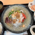 Oosaka Kokusai Kouryuu Senta Kafe&Resutoran - 薬味色々かつおのたたき定食