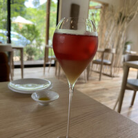 リーブス オブ グラス 紀美野 - ノンアルコールのすもものカクテル