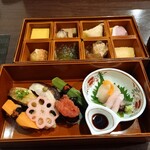 日本料理 まるやまかわなか - 旬彩弁当 2300円