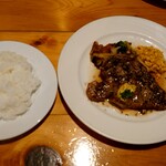 ビストロむく  - 日替りCランチ(豚肩ロース肉の黒胡椒焼き)(税込1500円)