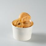 高野山 café雫 - 高野山銘菓「かるかや餅」をトッピングした高野山ならではのアイスクリーム