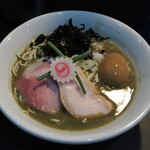 中華そば いづる - 味玉濃厚煮干しそば 1000円