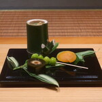 日本料理 幸庵 - 牛蒡の昆布巻き、銀杏塩焼き、カラスミの胡瓜添え、梅肉ブルーチーズえごまの葉巻き、浅利の出汁仕立て