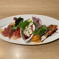 fish&wine BLUE OCEAN GRILL - 本日のカルパッチョ5種盛合わせ ¥1,760
