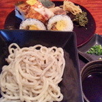 鳴神 - ランチ全景