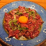 肉すきしゃぶとワインと秋田の地酒 秋藤 - 蔵王牛の炙りカルパッチョ