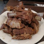 東北人家 新館 - 羊のワイルドスペアリブね　お肉は少ないけど食べ甲斐がある　食べ出すと黙るのは蟹と一緒