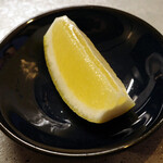 スープ料理 タマキハル - 別皿のレモン