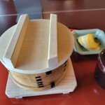 東京 芝 とうふ屋うかい - 富山湾の白海老ご飯