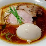 自家製麺 うろた - 醤油の純鶏そば（味玉）